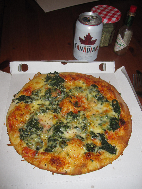 Pizza Primavera (Spinach and Gorgonzola Cheese Pizza) Recipe